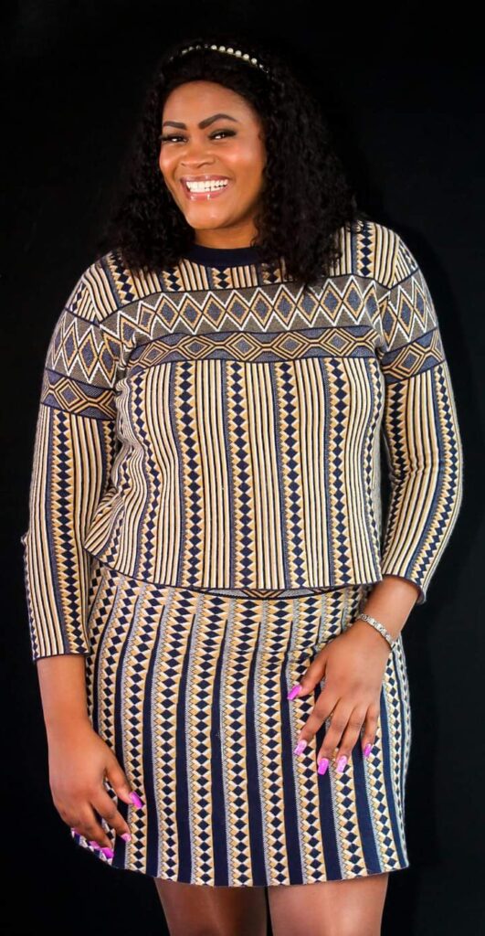 Virginia, 36-Year-Old Sugarmummy in Hurlingham, Nairobi Seeking a Mature Gentleman for Love and Intimacy
