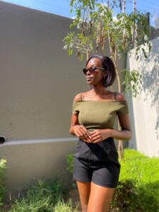 Tabitha in Kitengela, Kajiado Seeks a Sugarboy Aged 19-30 for a Mutually Beneficial Short-Term Hookup