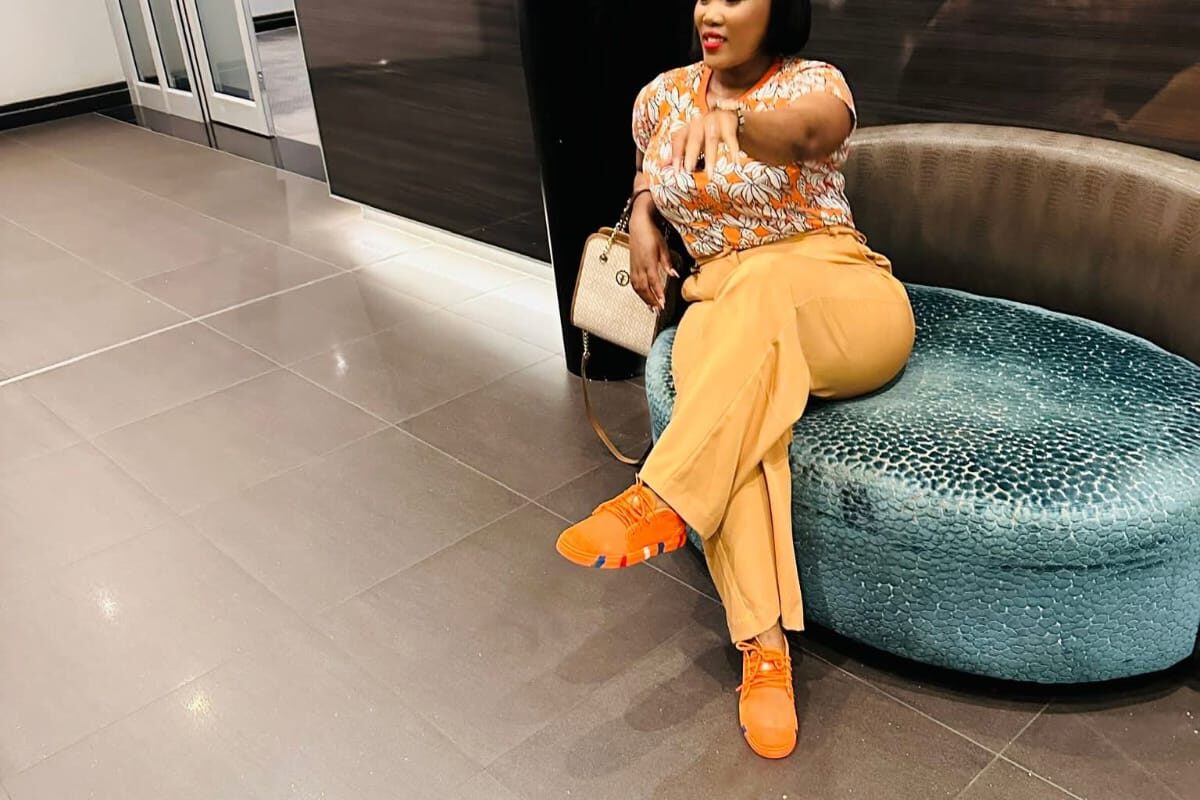 Mercy wealthy sugar mummy in Karen Nairobi seeking a well mannered young man for travel