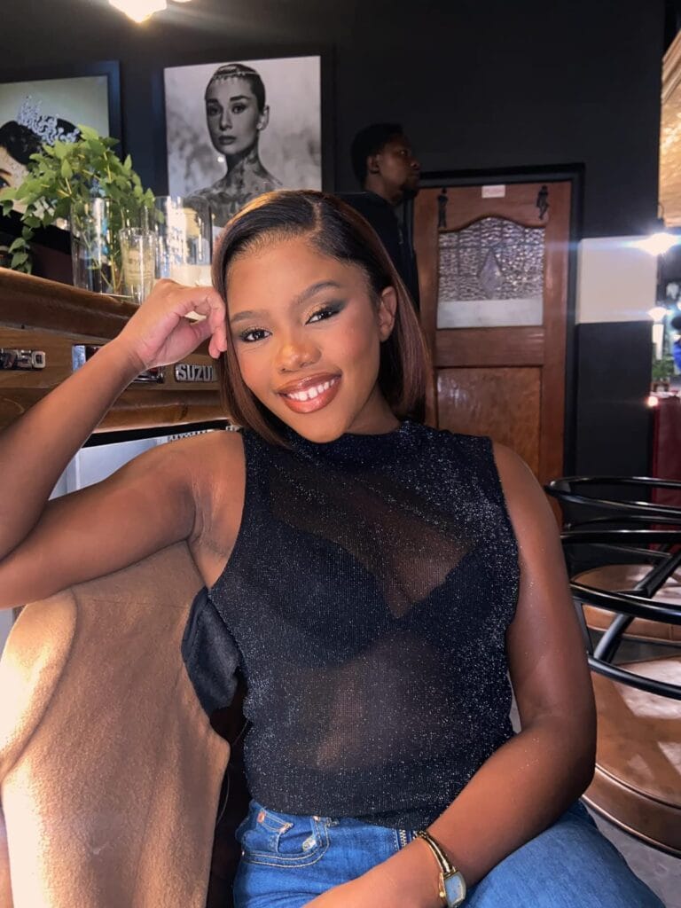 Sandra sugar mummy in Ruaka Nairobi looking for a relaxed man aged 21 to 29 for a no pressure relationship