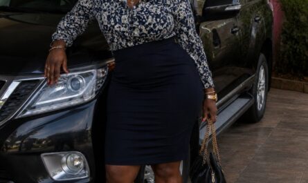 Darlene Sugar Mommy in Nakuru looking for a caring young man.
